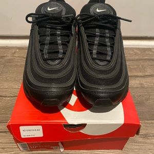 Nike Air Max 97.